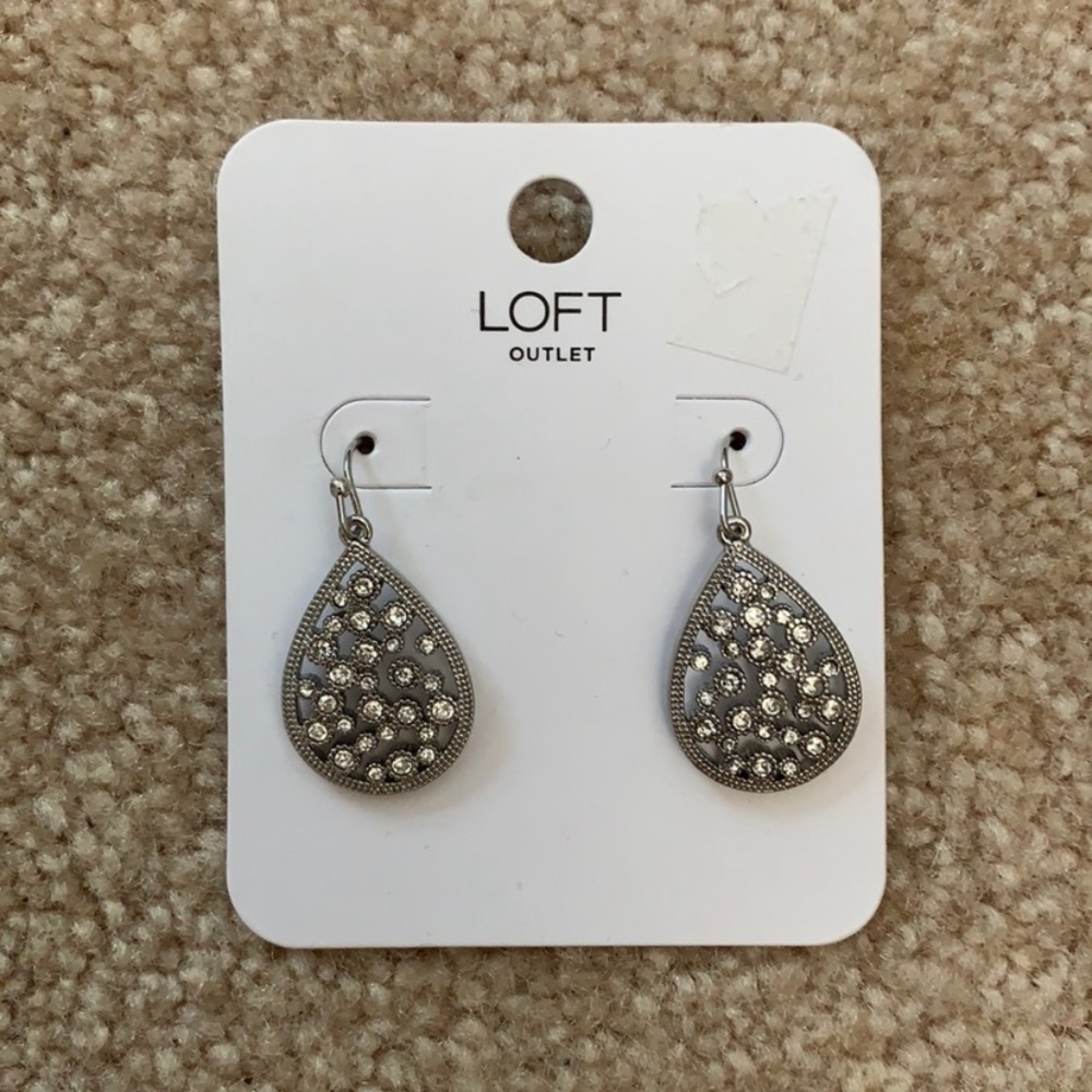 NWT Silver Sparkly Bedazzled Loft Outlet Earrings
